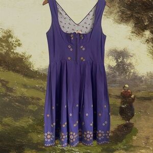 Vintage German Dirndl Dress with a floral pattern size 44 Oktoberfest